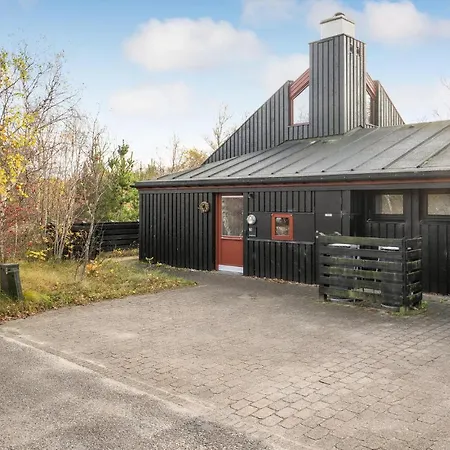 Holiday home 2 Bedroom Lovely In Grenaa